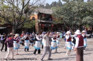 Mini Traper - Lijiang, taniec Naxi